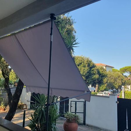 Ferienwohnung Lecci Al Mare San Vincenzo Exterior foto