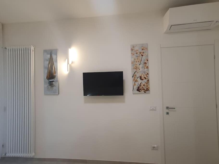 Ferienwohnung Lecci Al Mare San Vincenzo Exterior foto