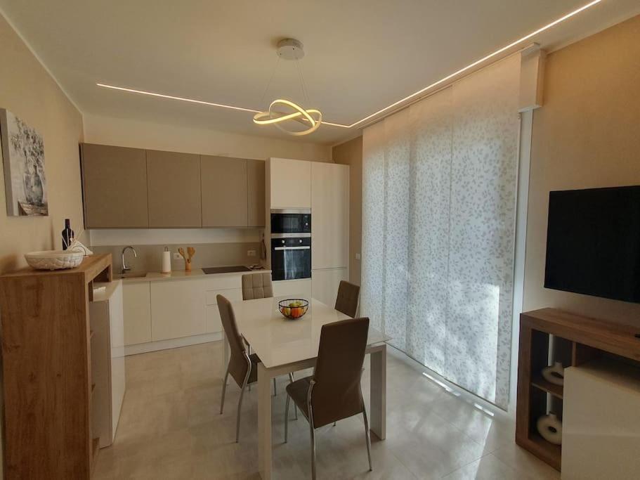 Ferienwohnung Lecci Al Mare San Vincenzo Exterior foto
