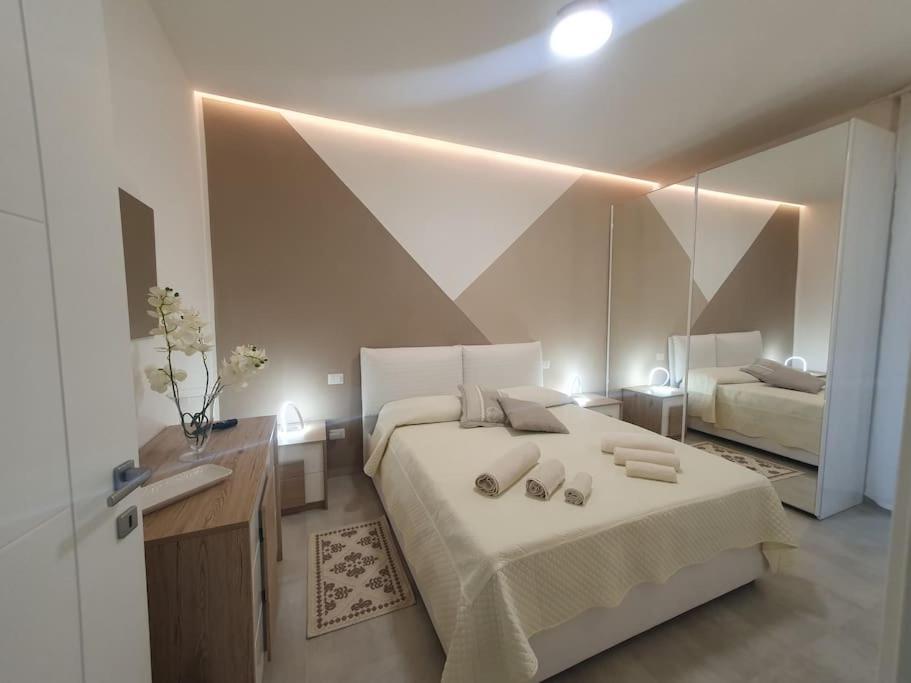 Ferienwohnung Lecci Al Mare San Vincenzo Exterior foto