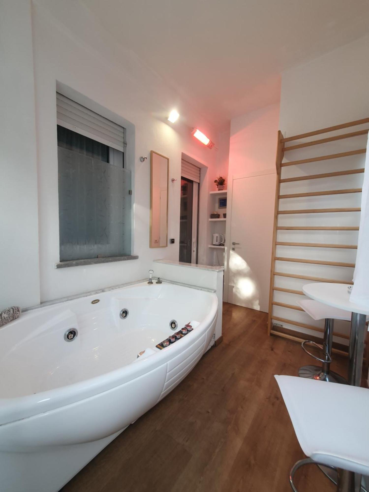 Ferienwohnung Lecci Al Mare San Vincenzo Exterior foto