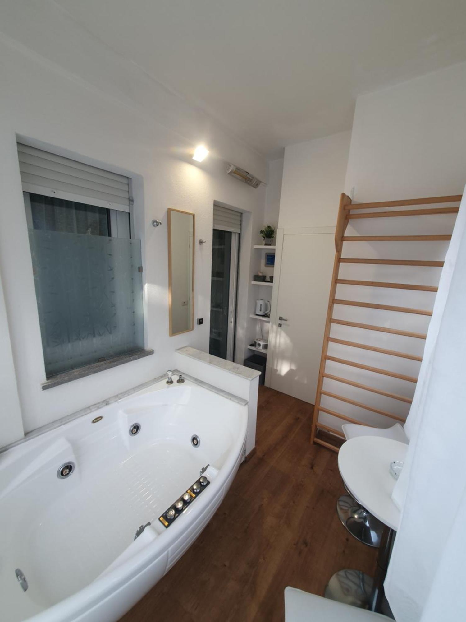 Ferienwohnung Lecci Al Mare San Vincenzo Exterior foto