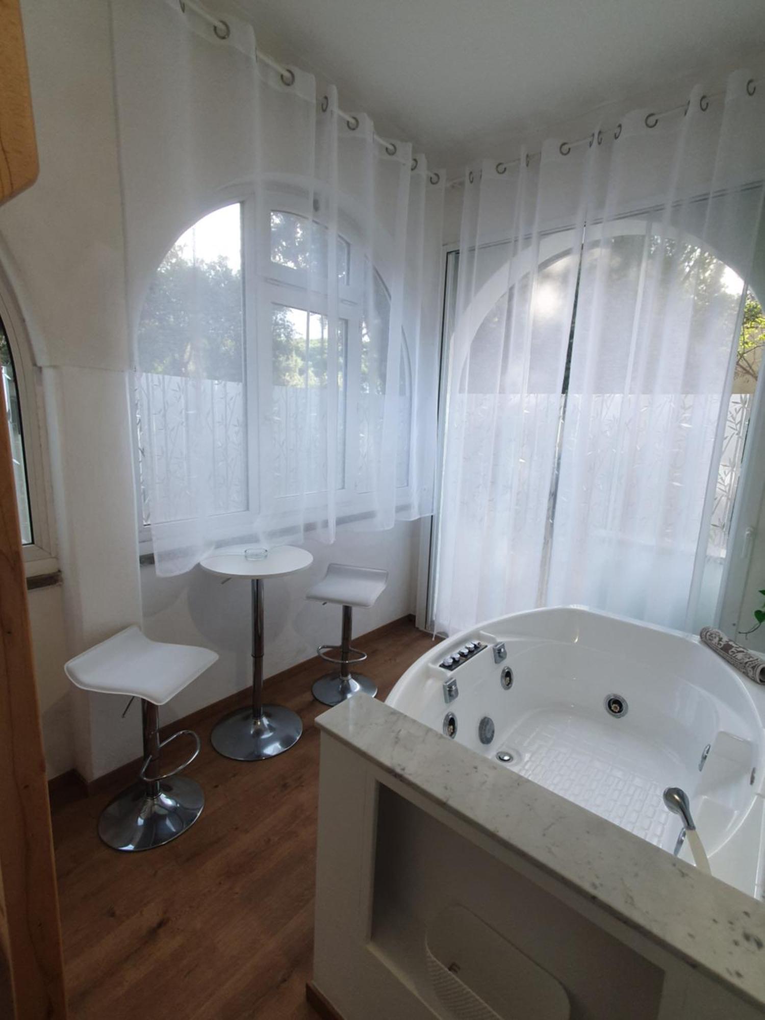 Ferienwohnung Lecci Al Mare San Vincenzo Exterior foto