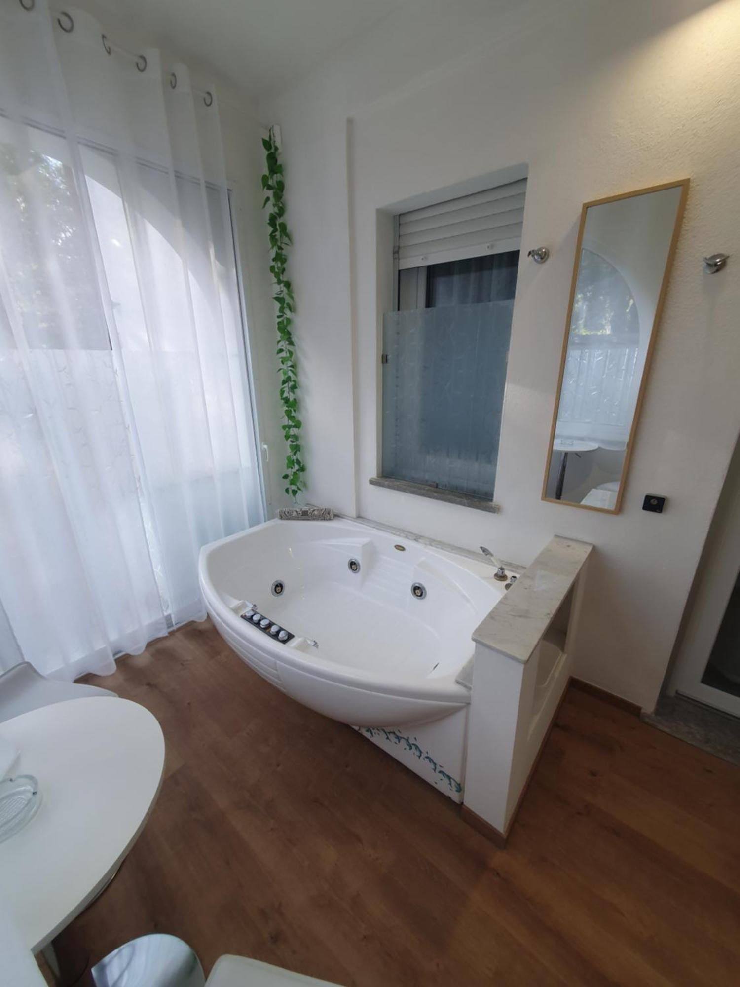 Ferienwohnung Lecci Al Mare San Vincenzo Exterior foto